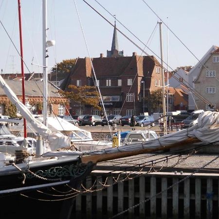Det Gamle Hotel Rudkobing Exterior photo